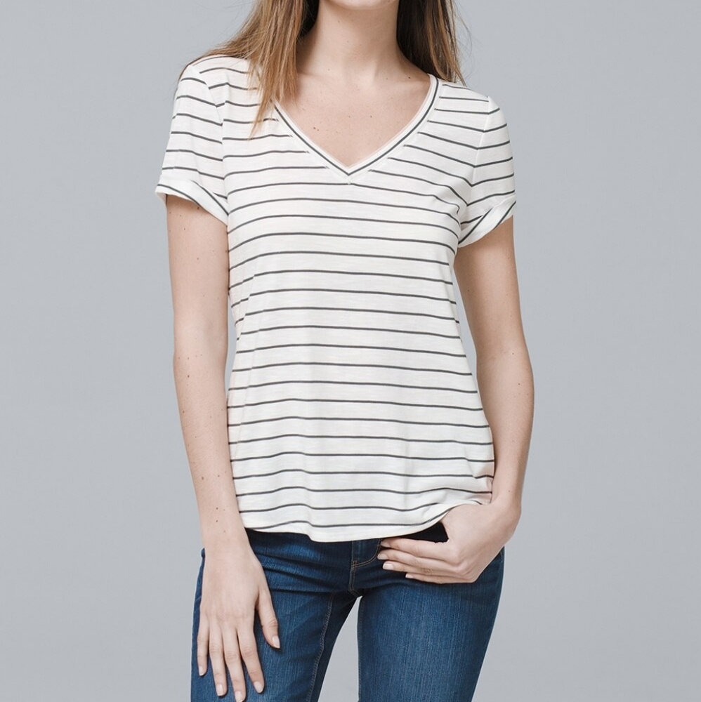 ⭐3 for $20 White House Black Market Deep-V Easy Tee